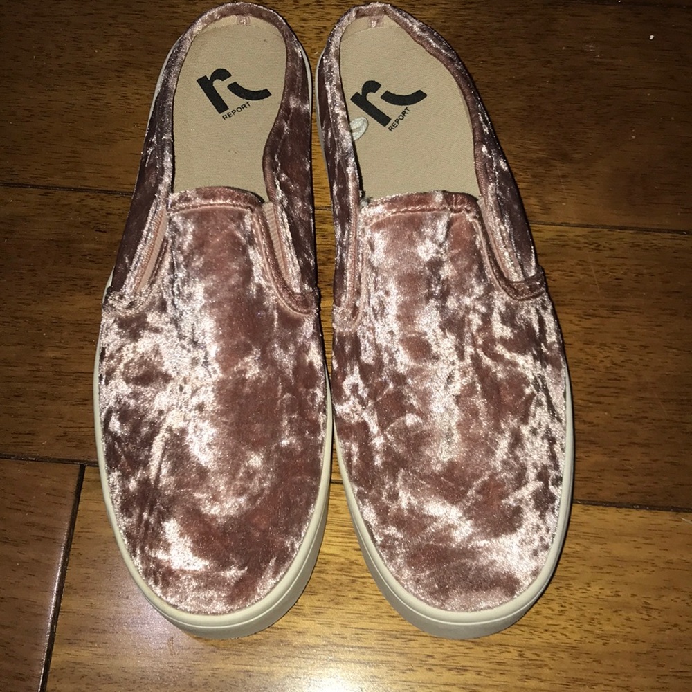 BRAND NEW REPORT CRUSHED VELVET SLIP ON SIZE 8.5